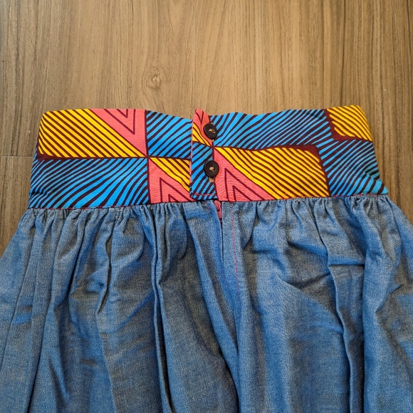 Patterned Waist Jean Style Skirt - Picture 3 of 4